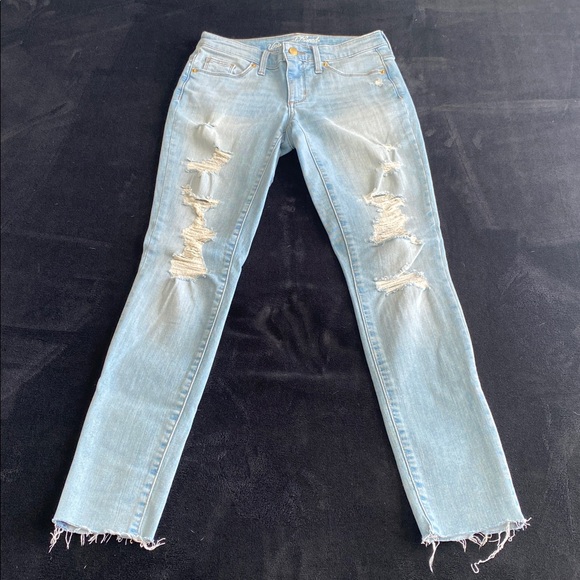Universal Thread Denim - Universal Thread mid rise skinny jeans